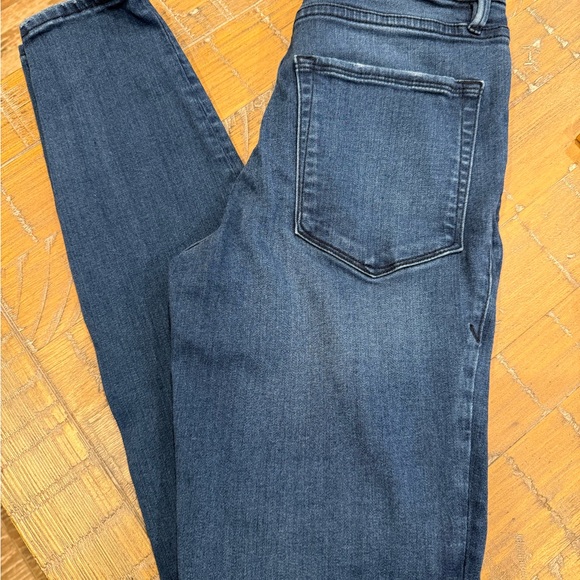 Good American Denim - Good American Classic Indigo Jeans